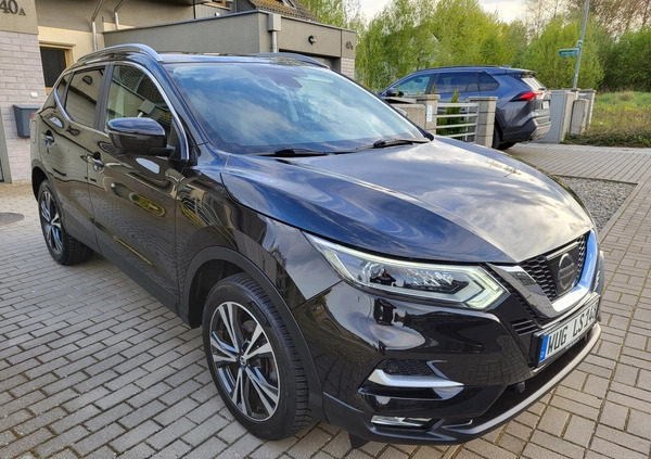 Nissan Qashqai cena 68900 przebieg: 56000, rok produkcji 2018 z Szczecin małe 29